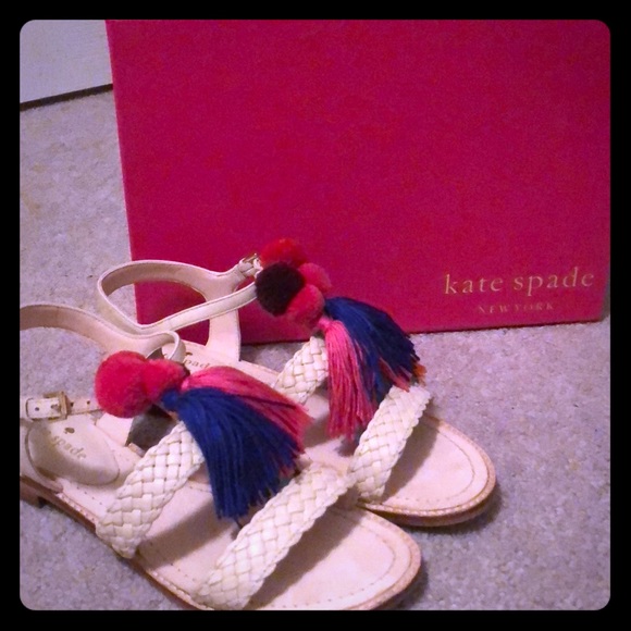 kate spade Shoes - Kate Spade Sunset Sandal in a 6.5